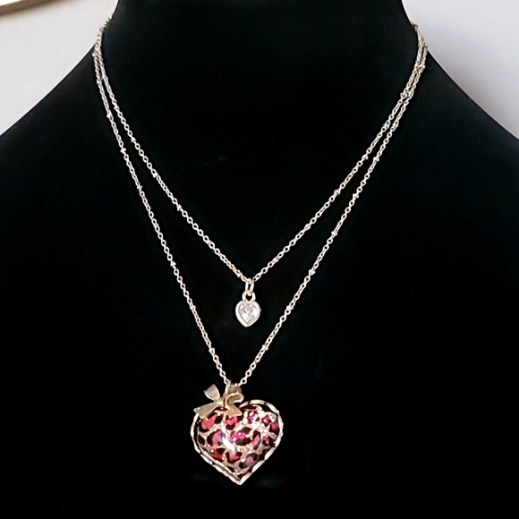 Vintage BETSEY JOHNSON Leaping Leopards Collection Layered Heart Necklace. - Picture 1 of 13